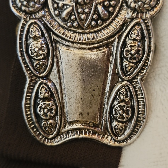 Vintage 1970s-1980s Ornate Floral Metal Buckle Brown Stretch Belt - Picture 5 of 8